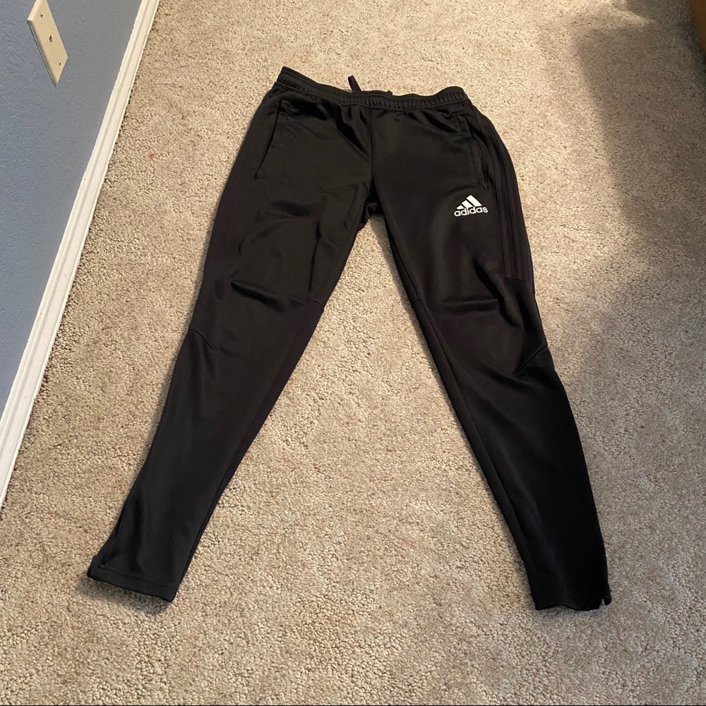 black jogger sweatpants